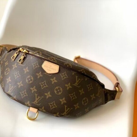 Louis Vuitton Crossbody Bags